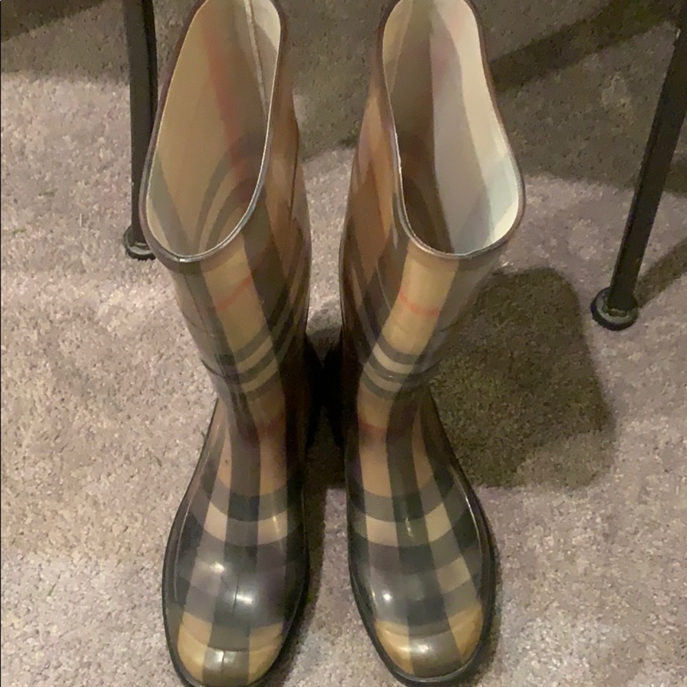Burberry Rainboots